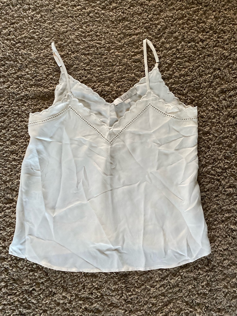 Loft Scallop Tank XS Cottagecore Minimalist Quiet Luxury Feminine Coastal Boho